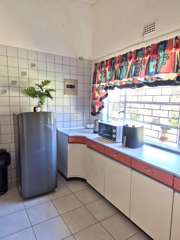 To Let 5 Bedroom Property for Rent in Douglas Northern Cape